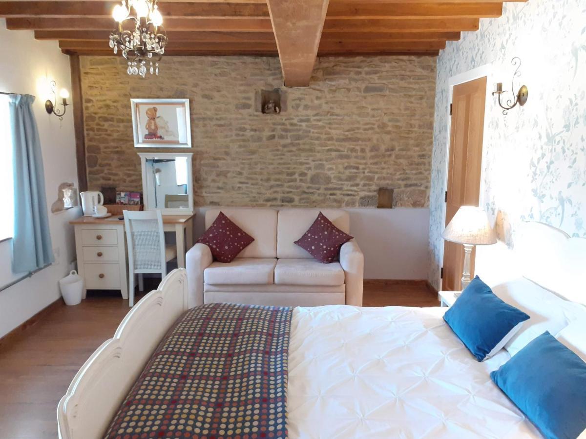Bed and Breakfast The Byre North End Farm Ashton Keynes Exteriér fotografie