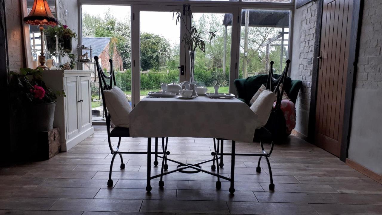 Bed and Breakfast The Byre North End Farm Ashton Keynes Exteriér fotografie